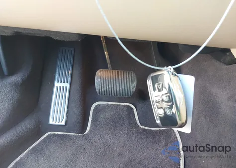 2017 Jaguar Xj Xjl Portfolio из США, поврежденный, VIN SAJWJ2GD1H8W04053